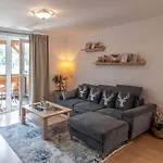 - Your Austrian Apartamento *