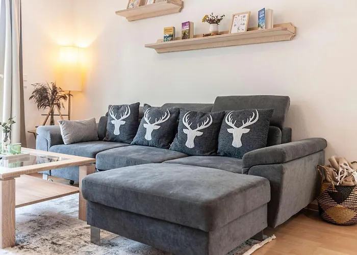 - Your Austrian * Grundlsee